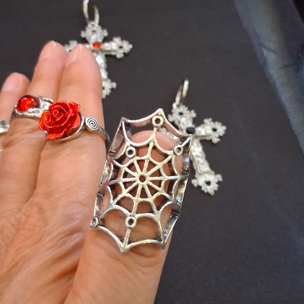 GOTHIC JEWELRY SILVERTONE - Picture 4 of 6